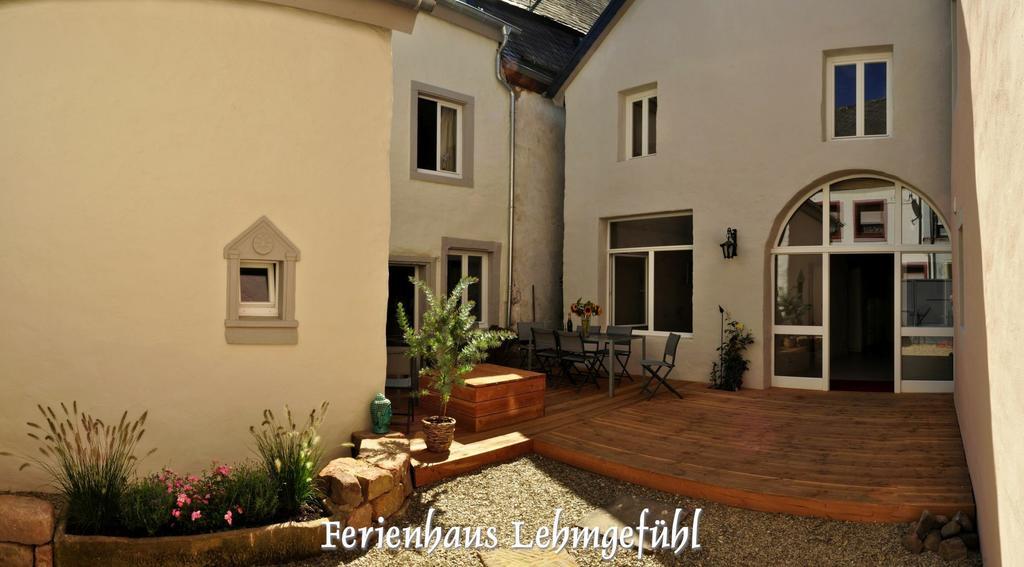 Lehmgefuehl, Design Vier, La Petite Maison Trier Exterior foto